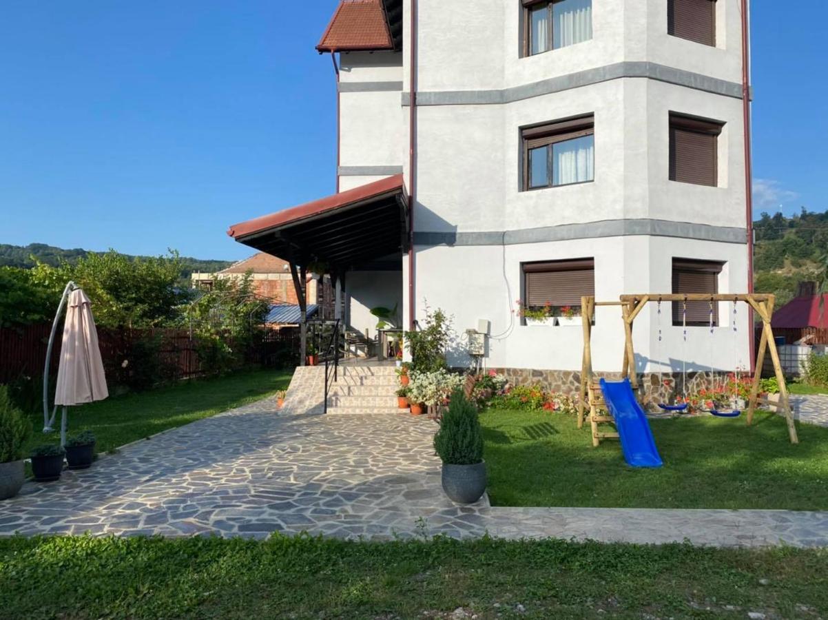 Pensiunea Xandra 호텔 Corbi 외부 사진